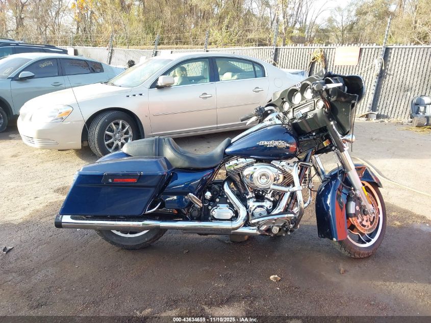 2012 Harley-Davidson Flhx Street Glide VIN: 1HD1KBM17CB692889 Lot: 43634659