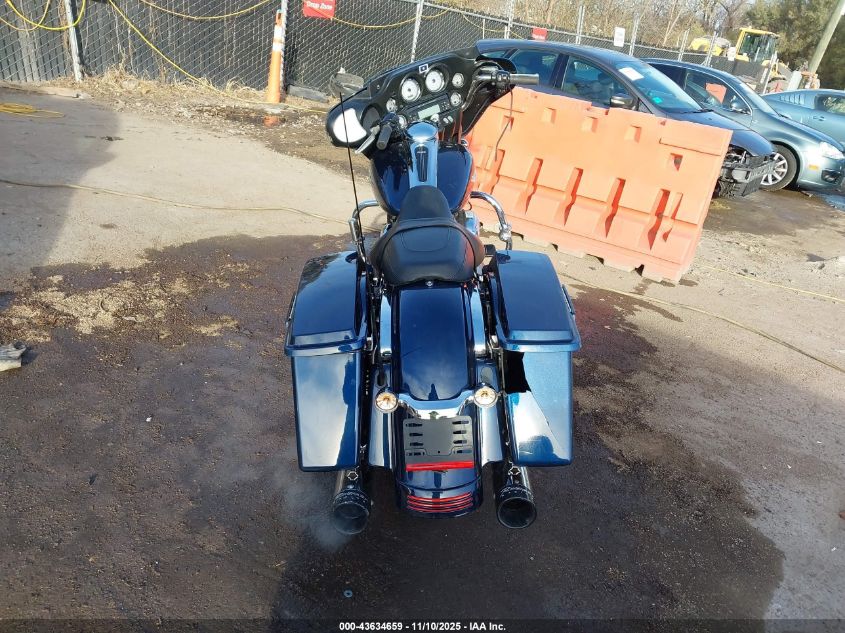 2012 Harley-Davidson Flhx Street Glide VIN: 1HD1KBM17CB692889 Lot: 43634659