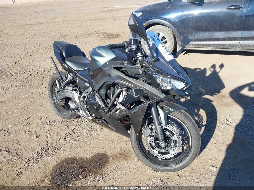 ML5EXEP19SDAF9209 2025 Kawasaki Ex650 P auction photo 1
