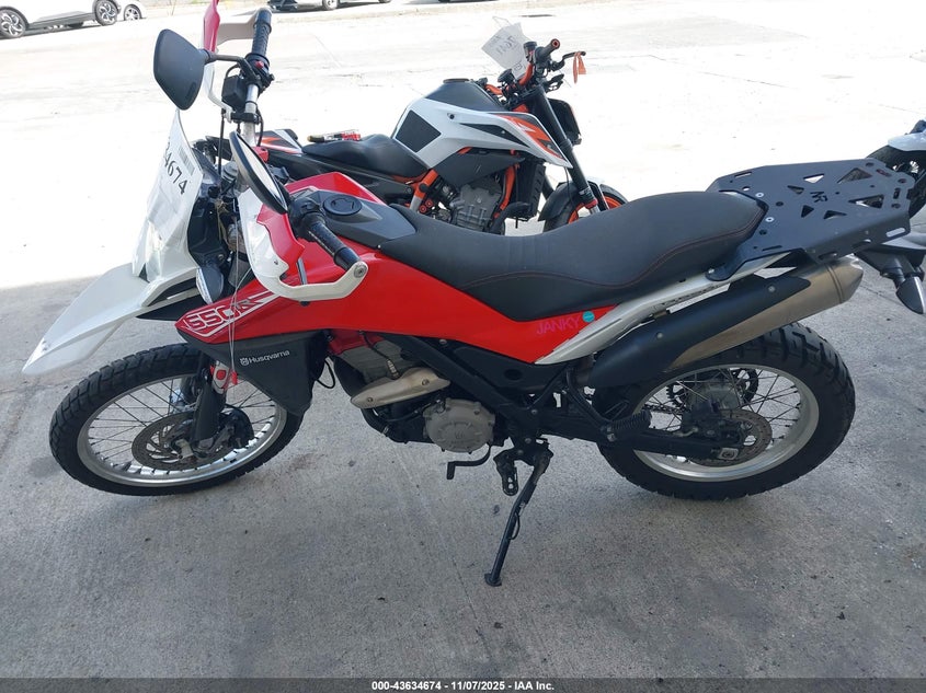 ZKH0H12A8DV003416 2013 HUSQVARNA TR 650 photo no. 13