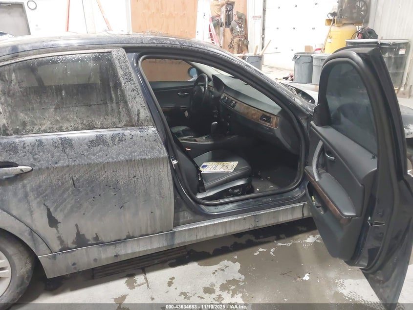 WBAVC93528K037699 2008 BMW 3ER photo no. 5