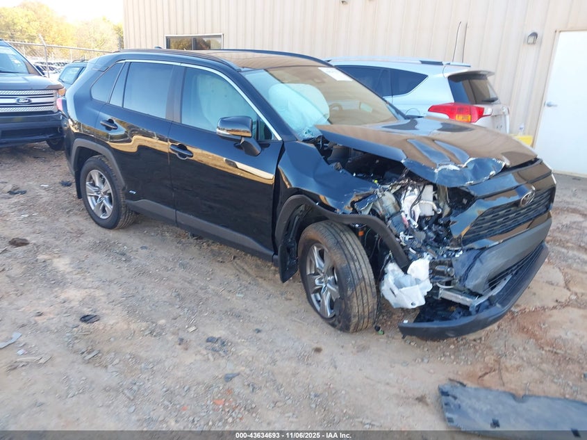 TOYOTA RAV4 HYBRID XLE