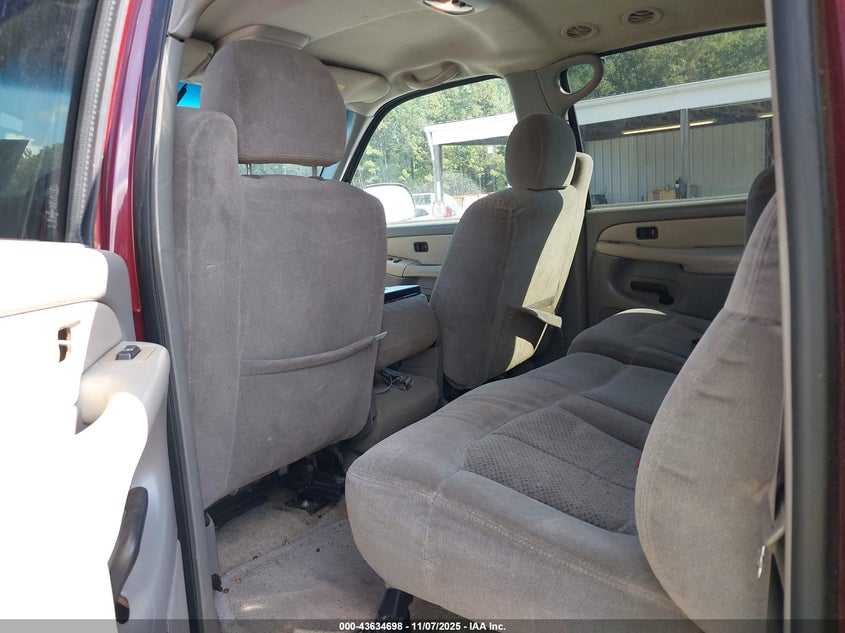 2002 Chevrolet Suburban 1500 Ls VIN: 1GNEC16Z22J144081 Lot: 43634698