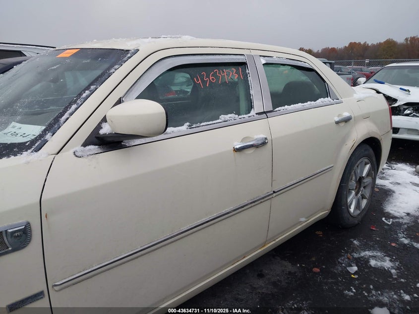 2009 Chrysler 300 Touring/Signature Series/Executive Series VIN: 2C3KA53VX9H598931 Lot: 43634731