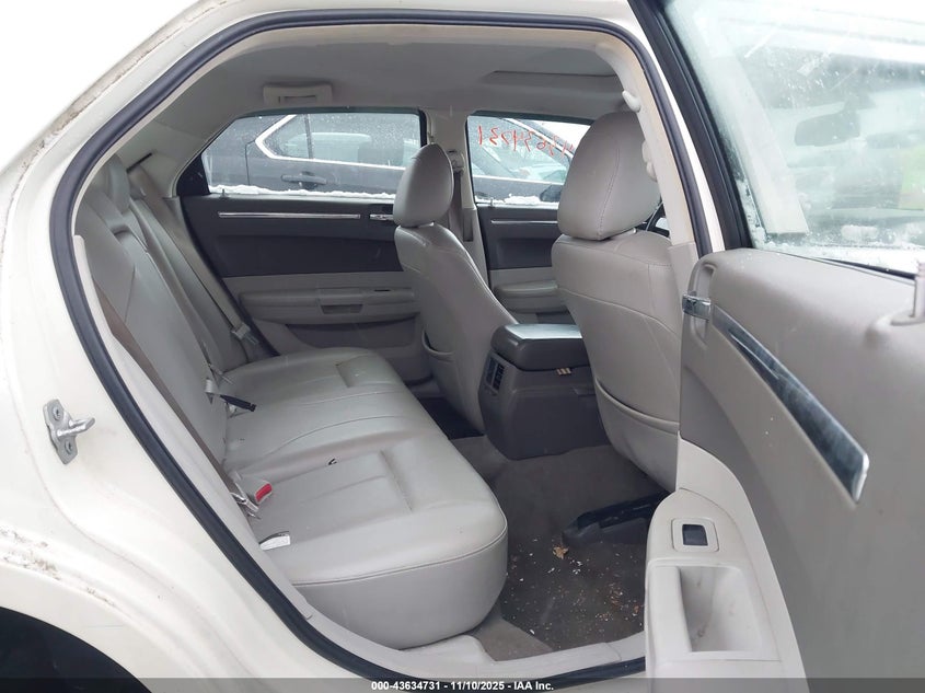 2009 Chrysler 300 Touring/Signature Series/Executive Series VIN: 2C3KA53VX9H598931 Lot: 43634731