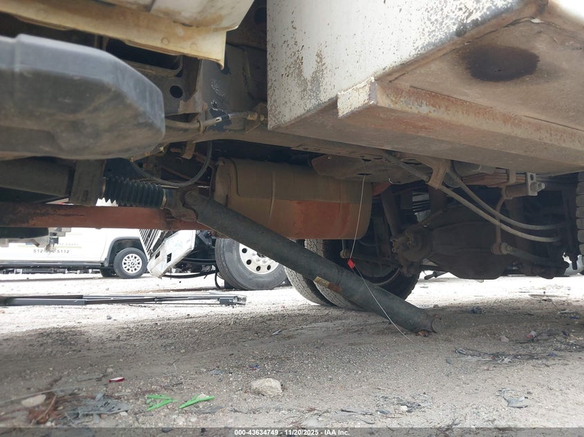 2019 Ford F-350 Chassis Xlt VIN: 1FD8X3H64KEF22141 Lot: 43634749