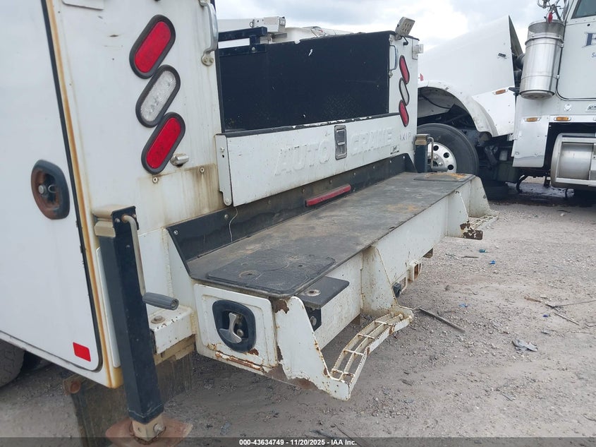 2019 Ford F-350 Chassis Xlt VIN: 1FD8X3H64KEF22141 Lot: 43634749