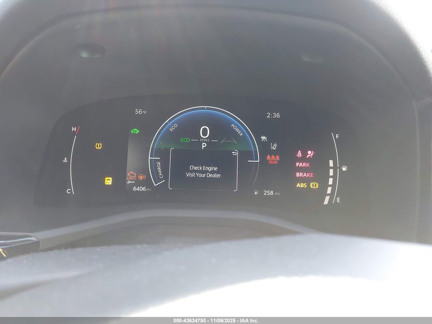 2025 TOYOTA CAMRY LE 4T1DBADK3SU502702