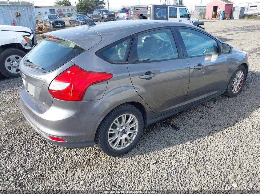 1FAHP3K2XCL112229 2012 FORD FOCUS photo no. 4