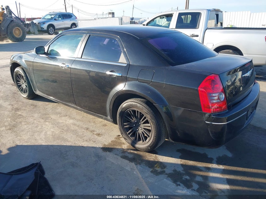 2C3CA4CD8AH330180 2010 CHRYSLER 300 photo no. 3