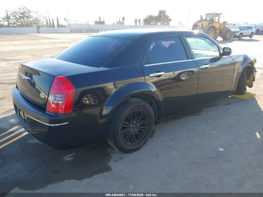 2C3CA4CD8AH330180 2010 CHRYSLER 300 photo no. 4