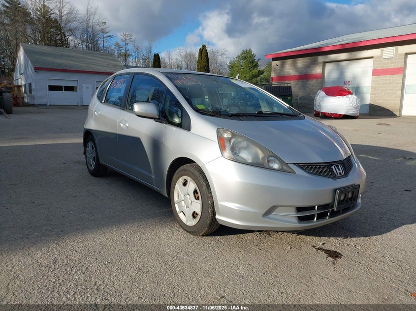 2013 HONDA FIT - JHMGE8G39DC033869