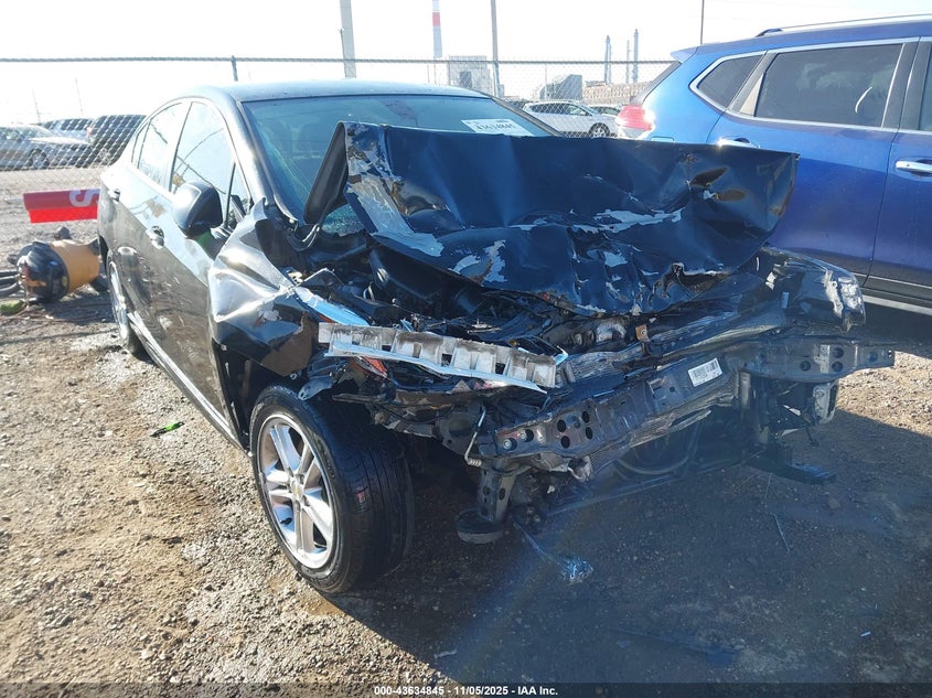 CHEVROLET CRUZE LT AUTO