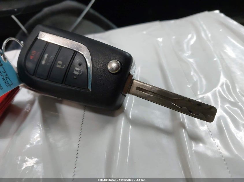 2022 TOYOTA CAMRY SE 4T1G11AK8NU628854