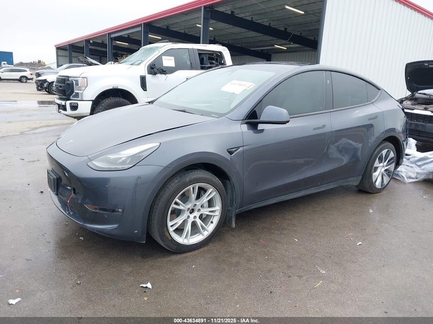 7SAYGAEE6PF881441 2023 TESLA MODEL Y photo no. 2