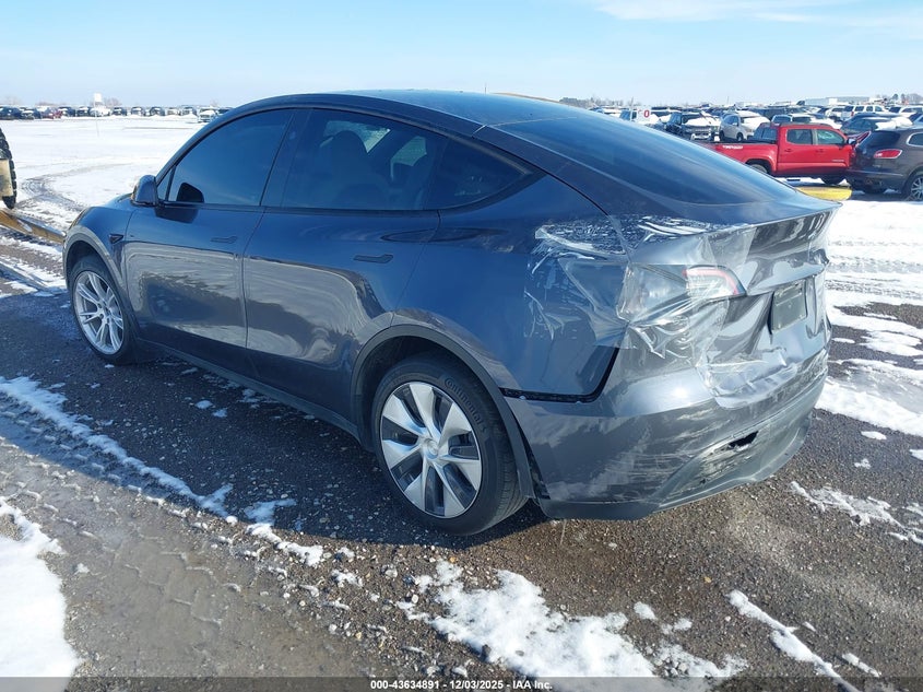 Vin: 7saygaee6pf881441, lot: 44130021, tesla model y awd/long range dual motor all-wheel drive 20233