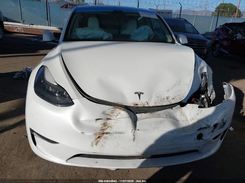 2023 Tesla Model Y Awd/Long Range Dual Motor All-Wheel Drive VIN: 7SAYGDEE4PF620004 Lot: 43634942