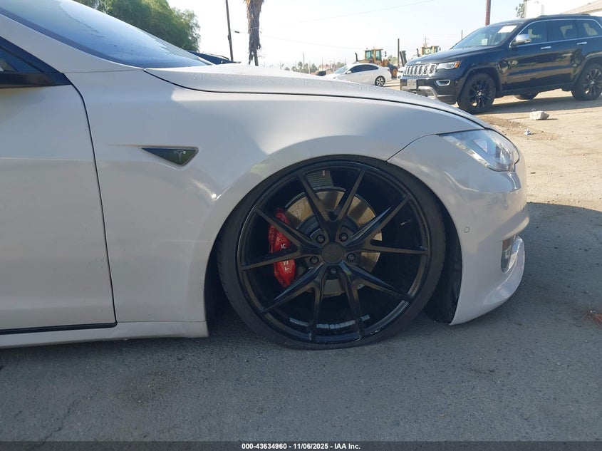 2015 TESLA MODEL S 60/70/85 5YJSA1H13FFP78487