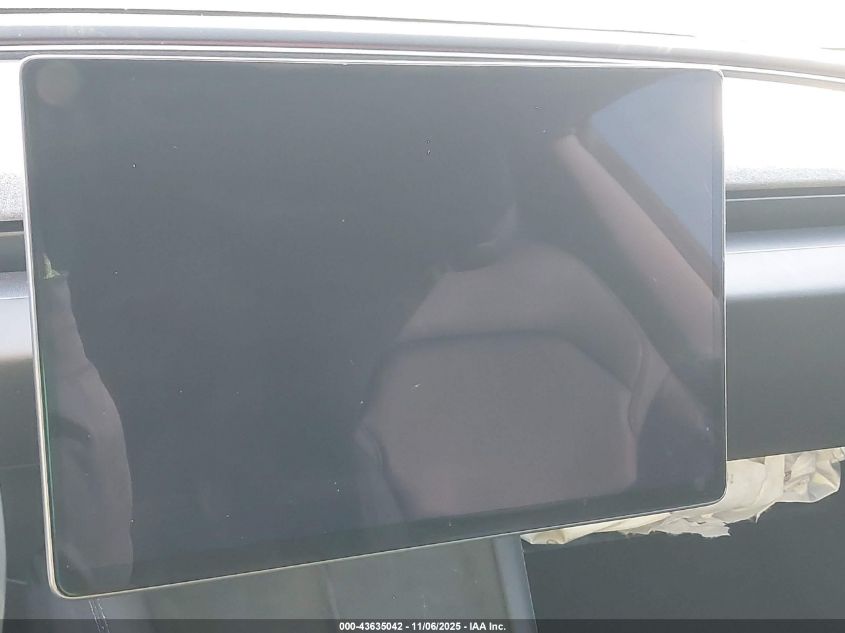 2025 Tesla Model 3 Long Range Rear-Wheel Drive/Standard VIN: 5YJ3E1EA4SF999653 Lot: 43635042