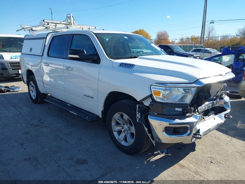 RAM 1500 BIG HORN 4X4 5 7 BOX