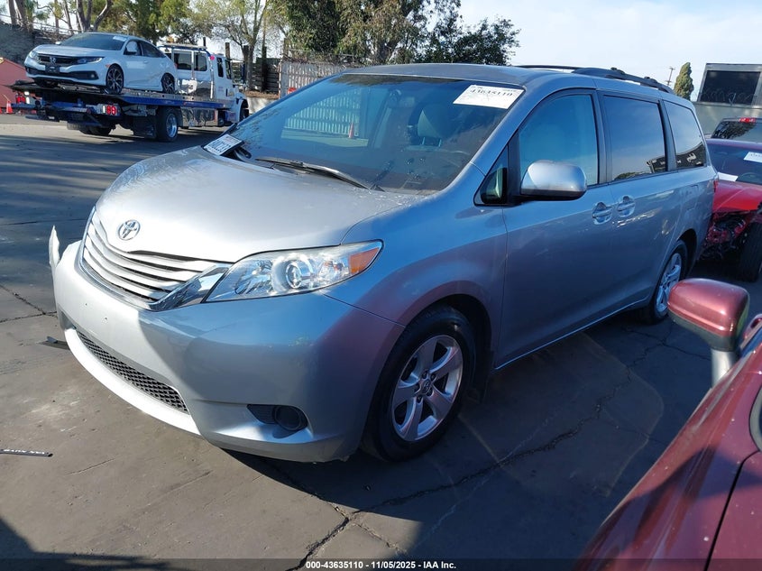 2017 TOYOTA SIENNA LE 8 PASSENGER 5TDKZ3DC4HS890838