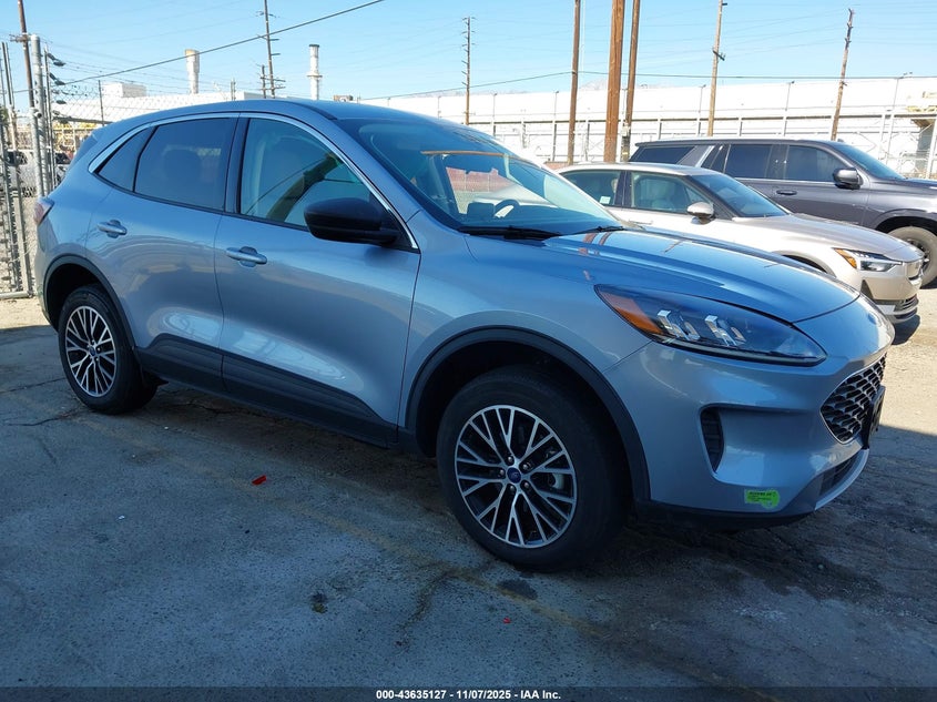 FORD ESCAPE HYBRID SE PLUG-IN HYBRID