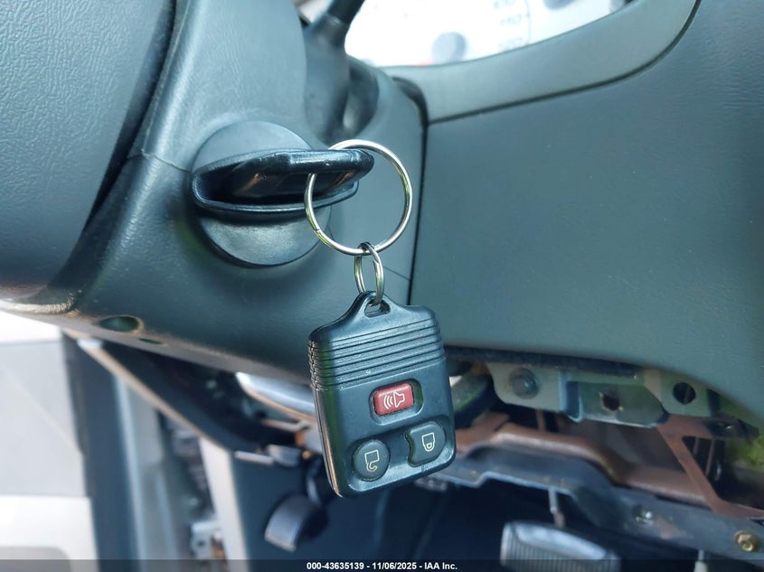 2005 Ford Explorer Sport Trac Adrenalin/Xls/Xlt VIN: 1FMZU77K45UB18012 Lot: 43635139