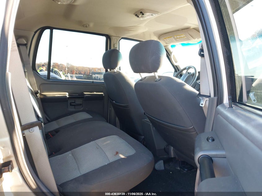 2005 Ford Explorer Sport Trac Adrenalin/Xls/Xlt VIN: 1FMZU77K45UB18012 Lot: 43635139