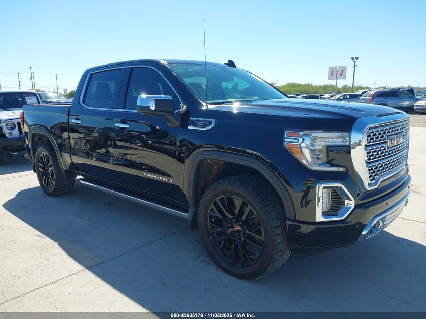 GMC SIERRA 1500 4WD SHORT BOX DENALI