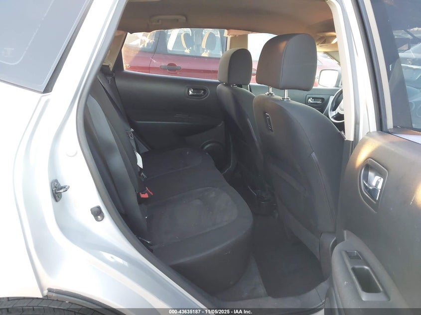 2013 NISSAN ROGUE S - JN8AS5MT7DW032189