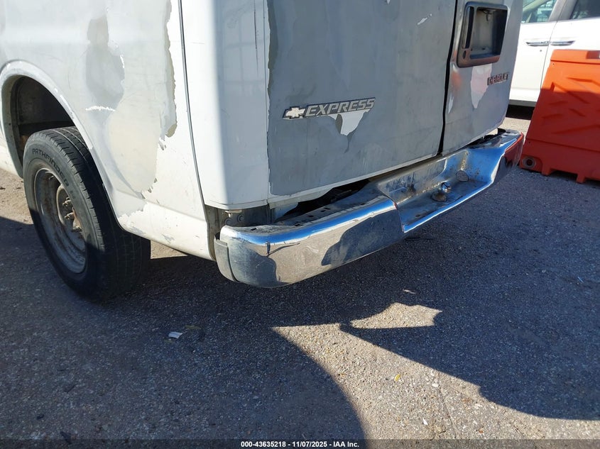 2006 Chevrolet Express Work Van VIN: 1GCGG29V761253176 Lot: 43635218