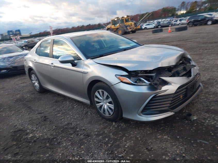 TOYOTA CAMRY HYBRID LE HYBRID