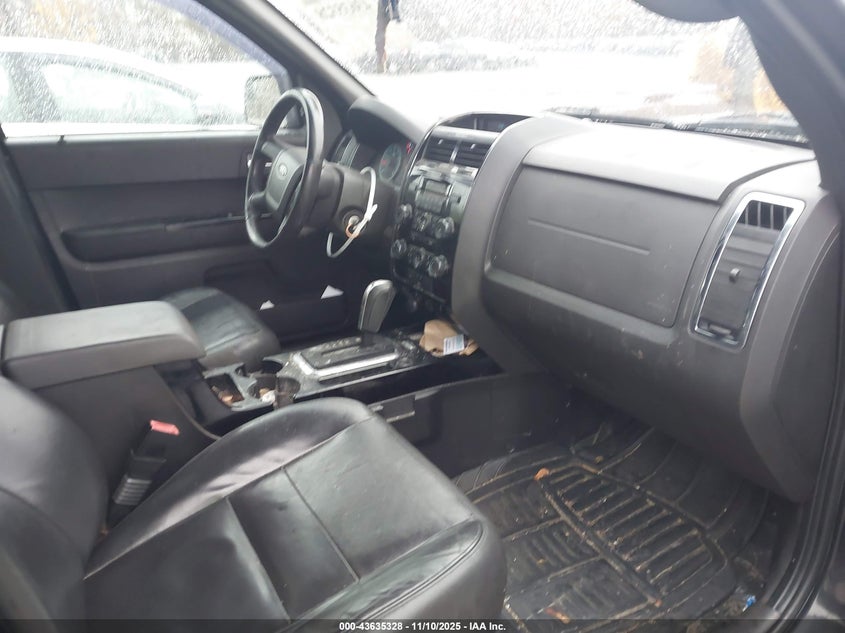 2011 FORD ESCAPE auction photo 5