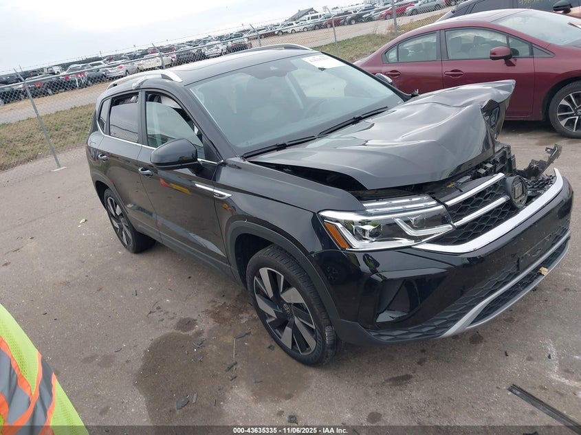 VOLKSWAGEN TAOS 1.5T SEL