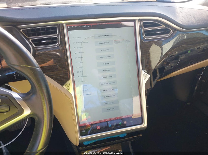 2015 Tesla Model S 60/70/85 VIN: 5YJSA1S1XFFP77006 Lot: 43635423
