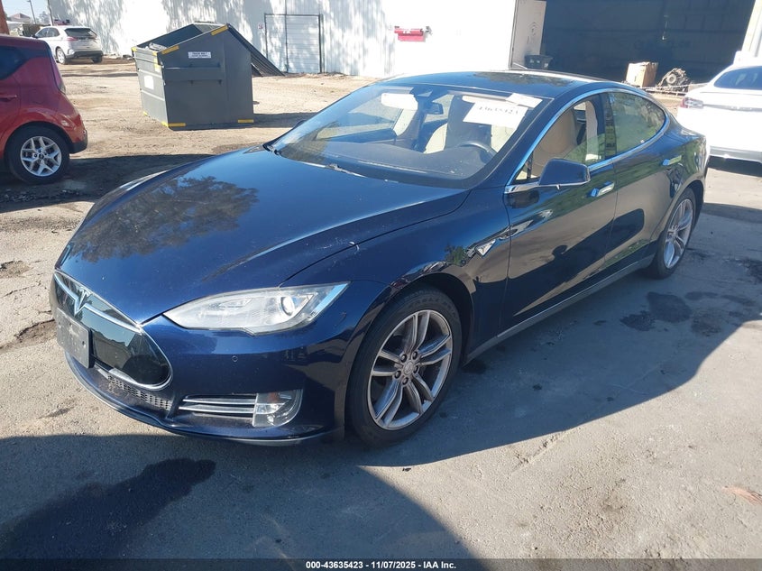 5YJSA1S1XFFP77006 2015 TESLA MODEL S photo no. 2