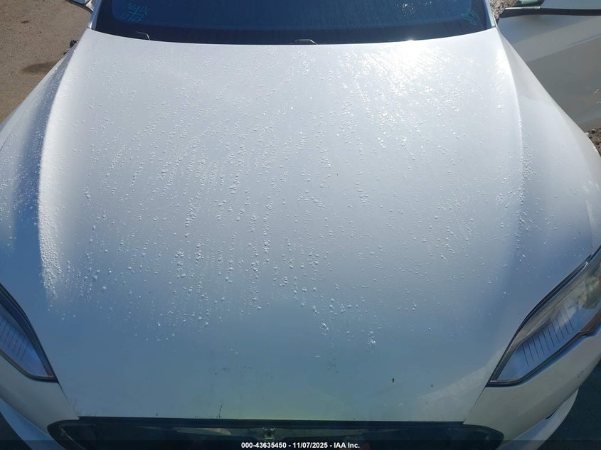 2014 TESLA MODEL S 5YJSA1S16EFP52215