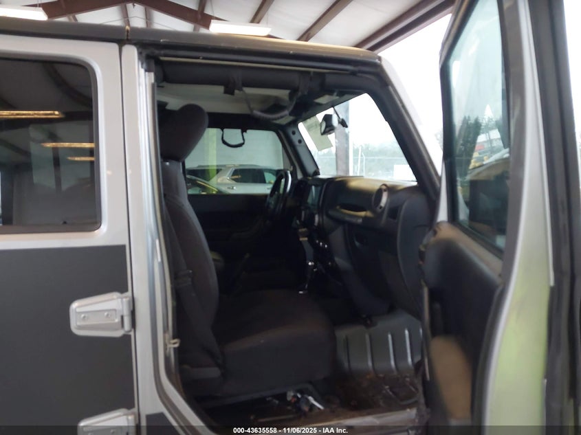 2014 JEEP WRANGLER UNLIMITED SPORT 1C4HJWDGXEL190048