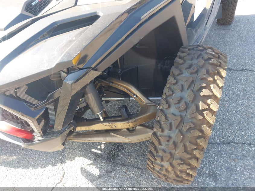 2025 Polaris Rzr Pro R 4 Ultimate VIN: 3NSR4D2K4SG141863 Lot: 43635573