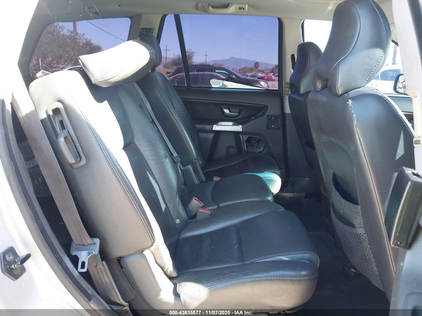 2004 Volvo Xc90 2.5T Awd VIN: YV1CZ59H041045135 Lot: 43635577