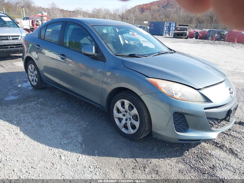 2013 MAZDA MAZDA3 I SV - JM1BL1TF4D1709679