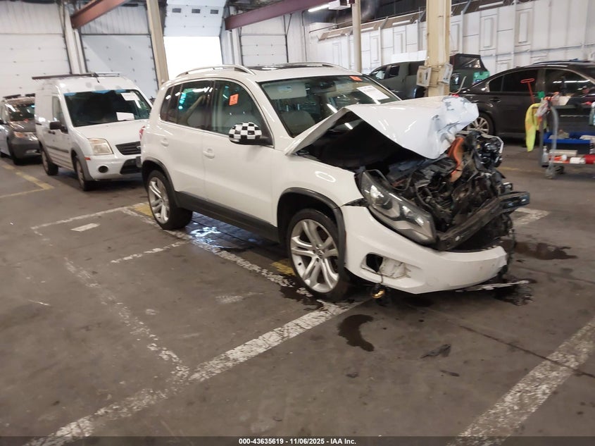 VOLKSWAGEN TIGUAN SEL