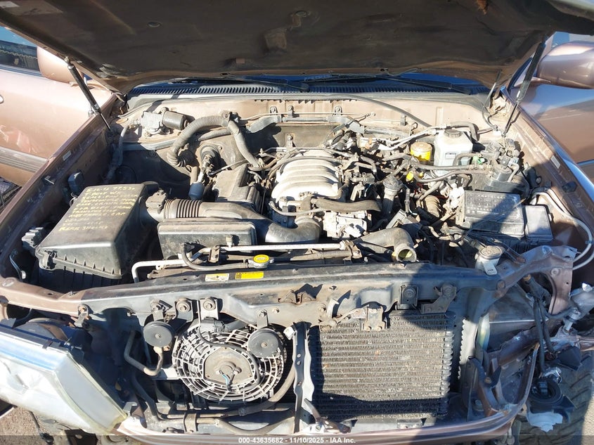 1999 Toyota Land Cruiser VIN: JT3HT05J4X0056193 Lot: 43635682