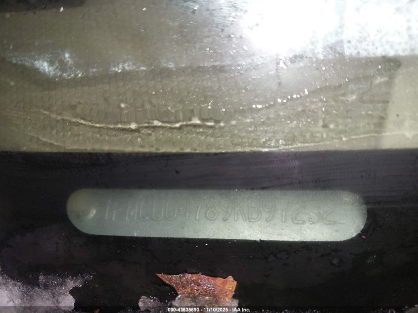 2009 Ford Escape Limited VIN: 1FMCU04789KB97232 Lot: 43635693