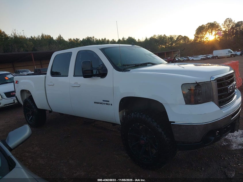 2007 GMC Sierra 2500Hd Slt VIN: 1GTHK23617F538464 Lot: 43635833
