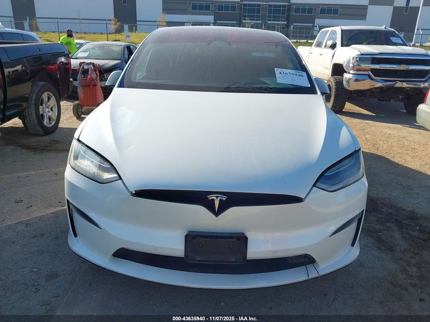 2022 Tesla Model X Dual Motor All-Wheel Drive VIN: 7SAXCAE50NF356993 Lot: 43635940
