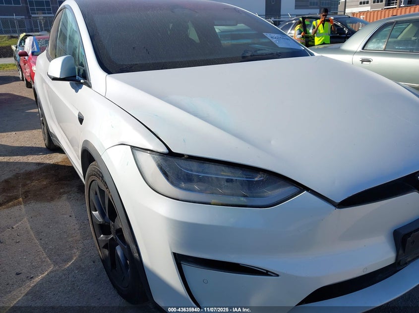 2022 Tesla Model X Dual Motor All-Wheel Drive VIN: 7SAXCAE50NF356993 Lot: 43635940