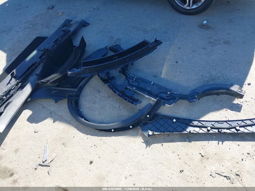 2026 Tesla Model X VIN: 7SAXCDE51TF475103 Lot: 43635965