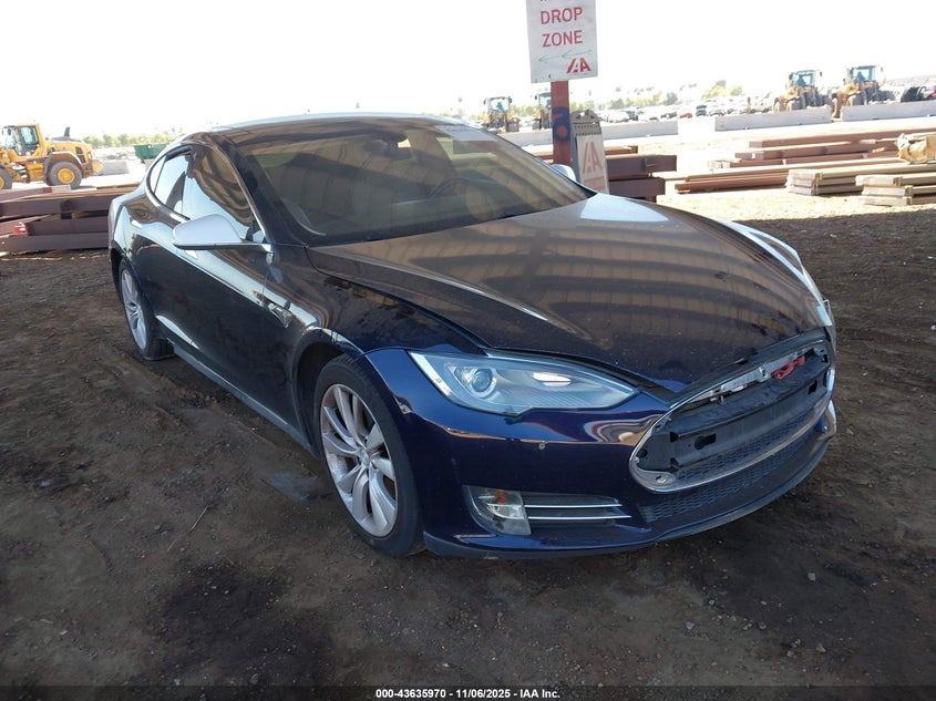 2014 TESLA MODEL S - 5YJSA1S13EFP30382
