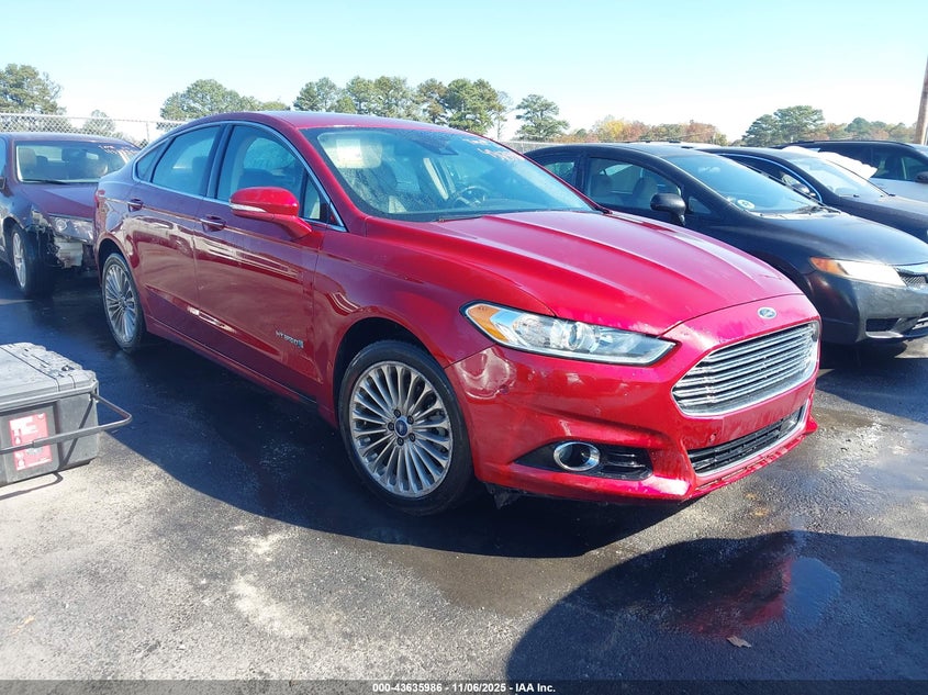 FORD FUSION HYBRID TITANIUM